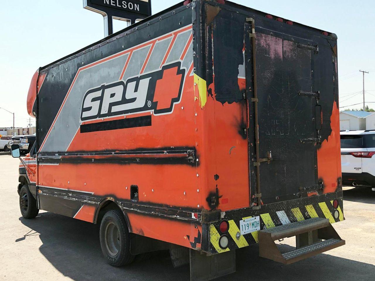 2003 Ford Econoline -4