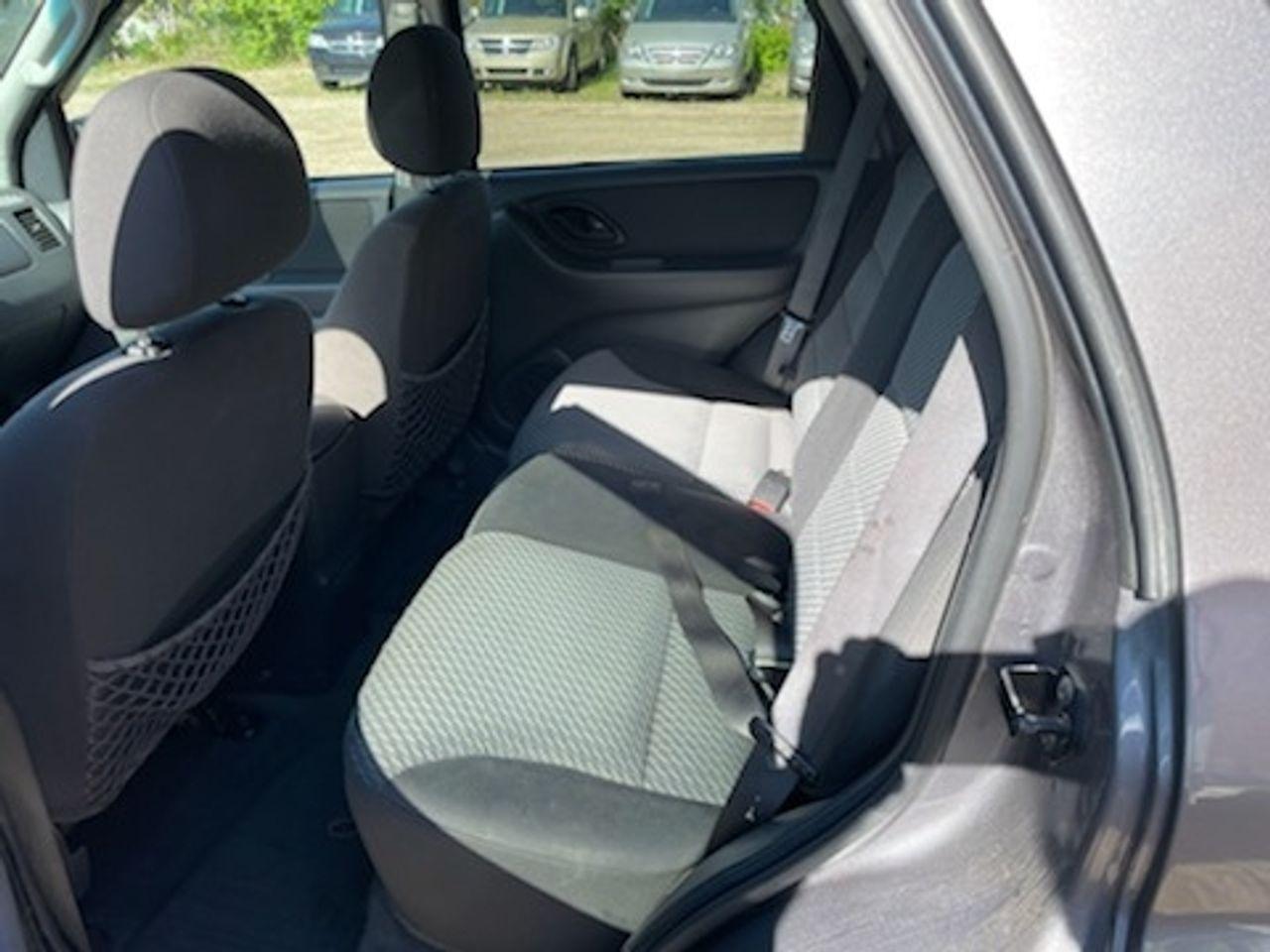 2003 Ford Escape XLT-4