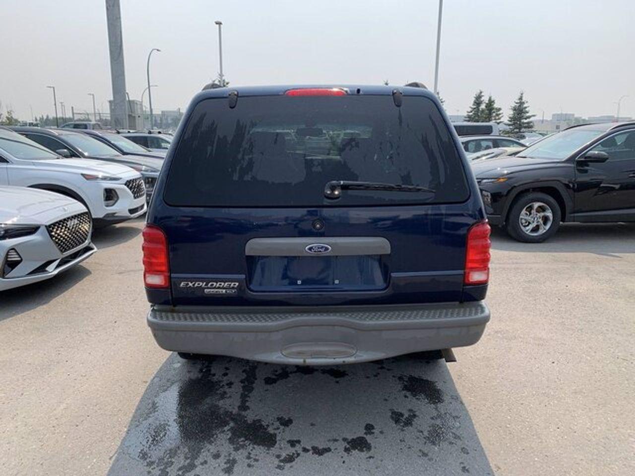 2003 Ford Explorer -2