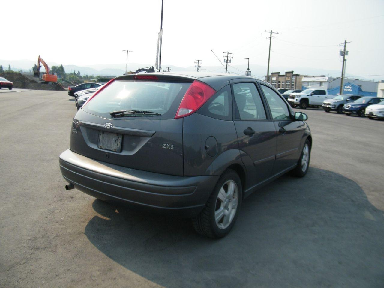 2003 Ford Focus ZX5-4