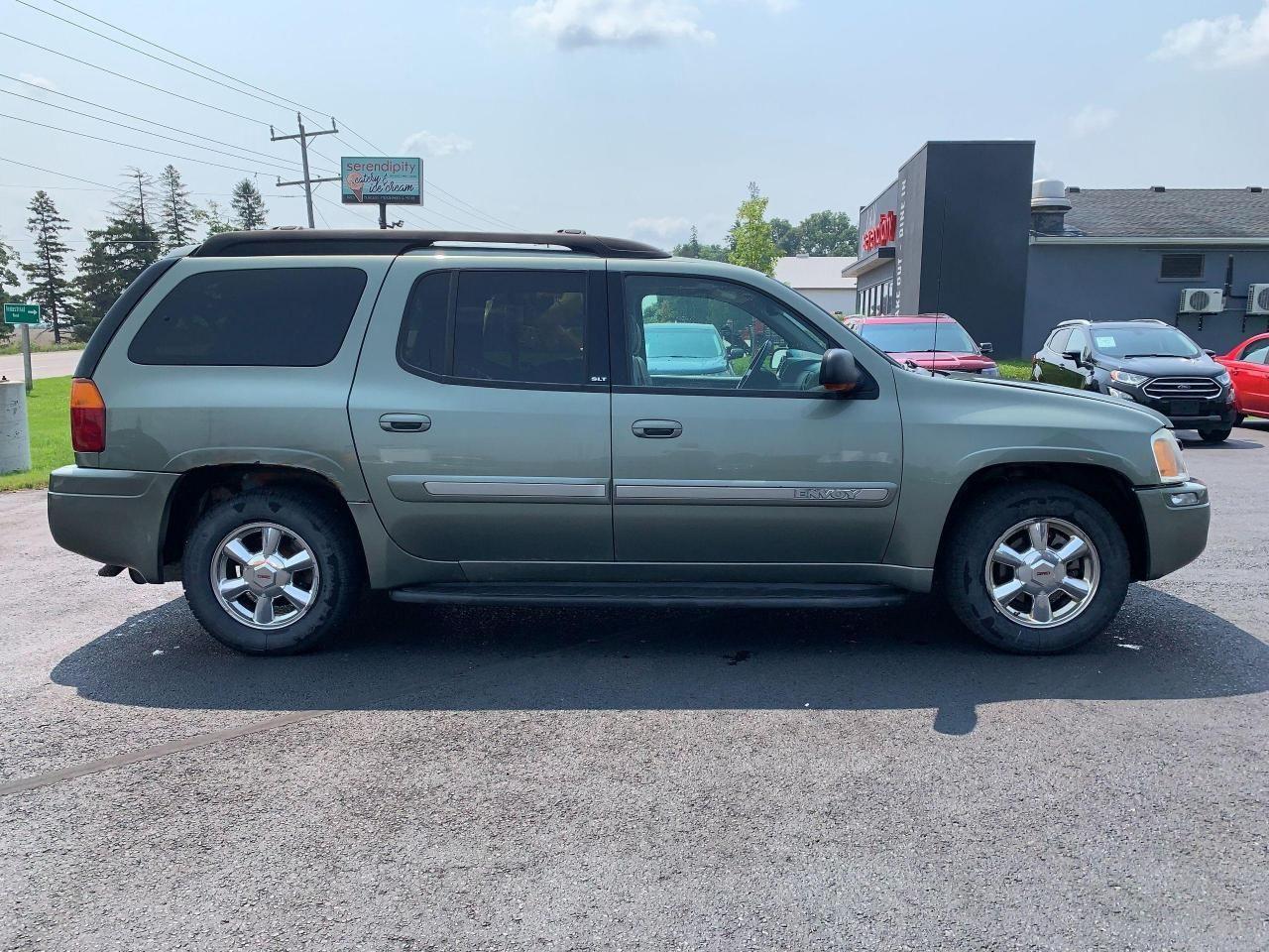 2003 GMC Envoy SLE-3