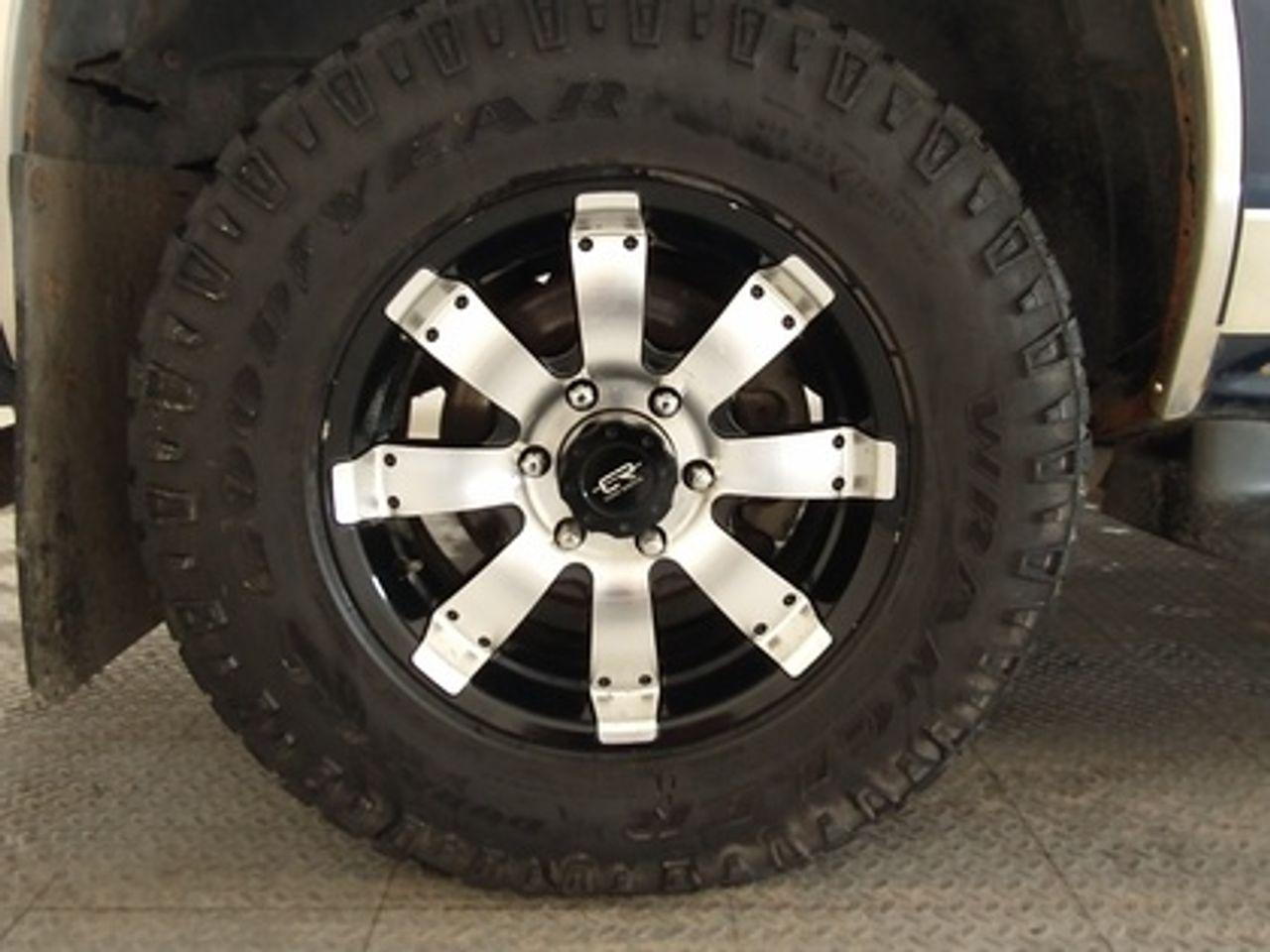2003 GMC Yukon XL 1500 SLE-4