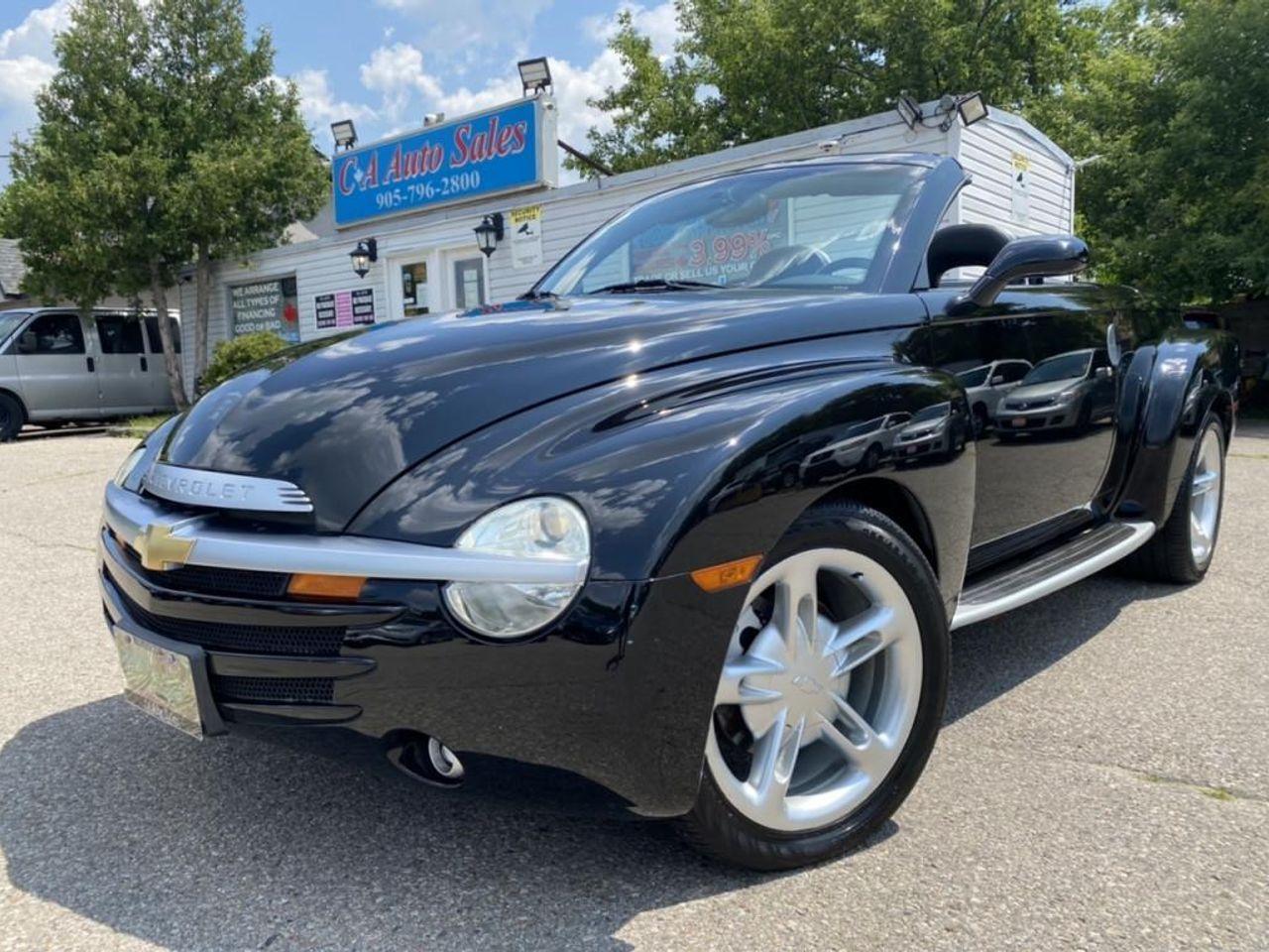 2004 Chevrolet SSR LS-0