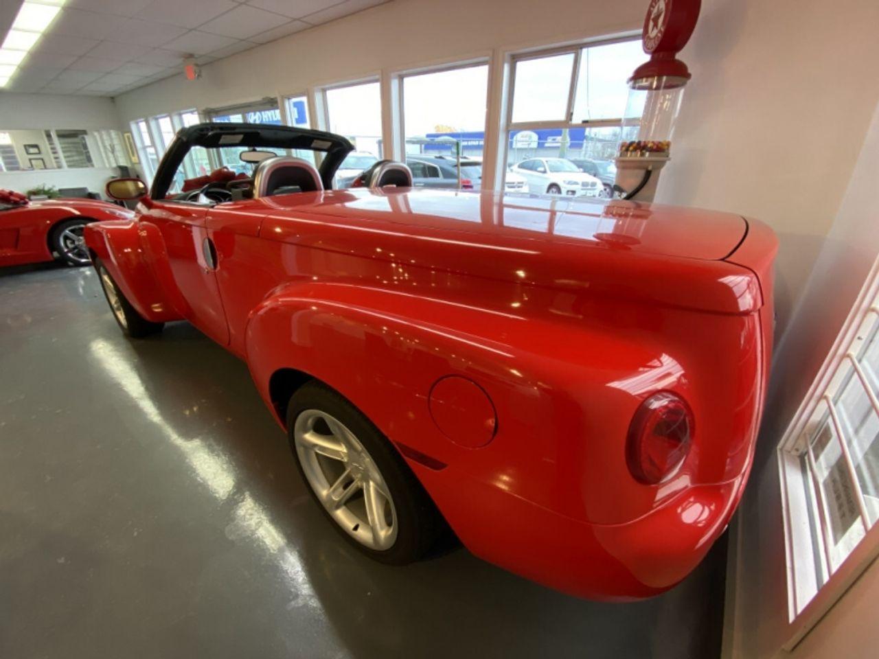 2004 Chevrolet SSR LS-4