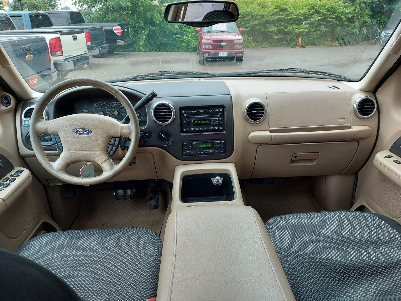2004 Ford Expedition -4