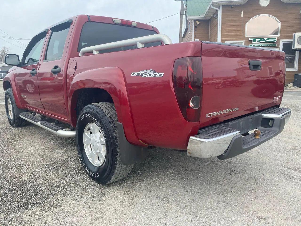 2004 GMC Canyon Z71 SLE-2