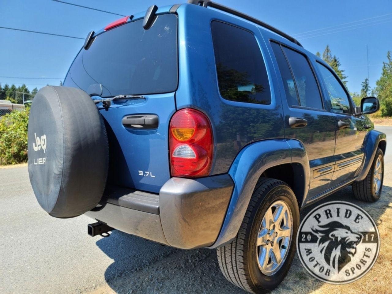 2004 Jeep Liberty -4