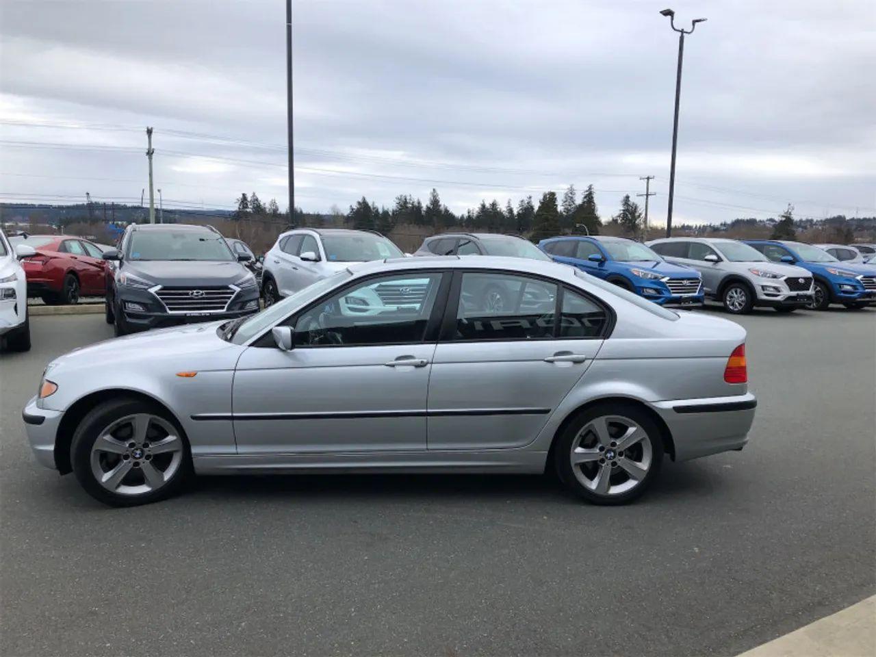 2005 BMW 3-Series 325i-3