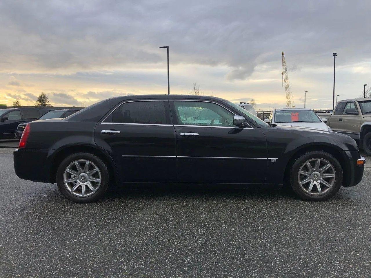 2005 Chrysler 300 C-2