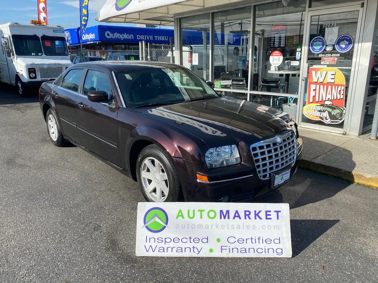 2005 Chrysler 300 Touring-2
