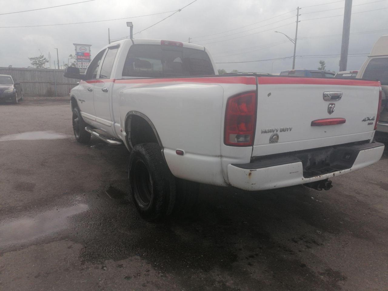 2005 Dodge Ram 3500 SLT-2