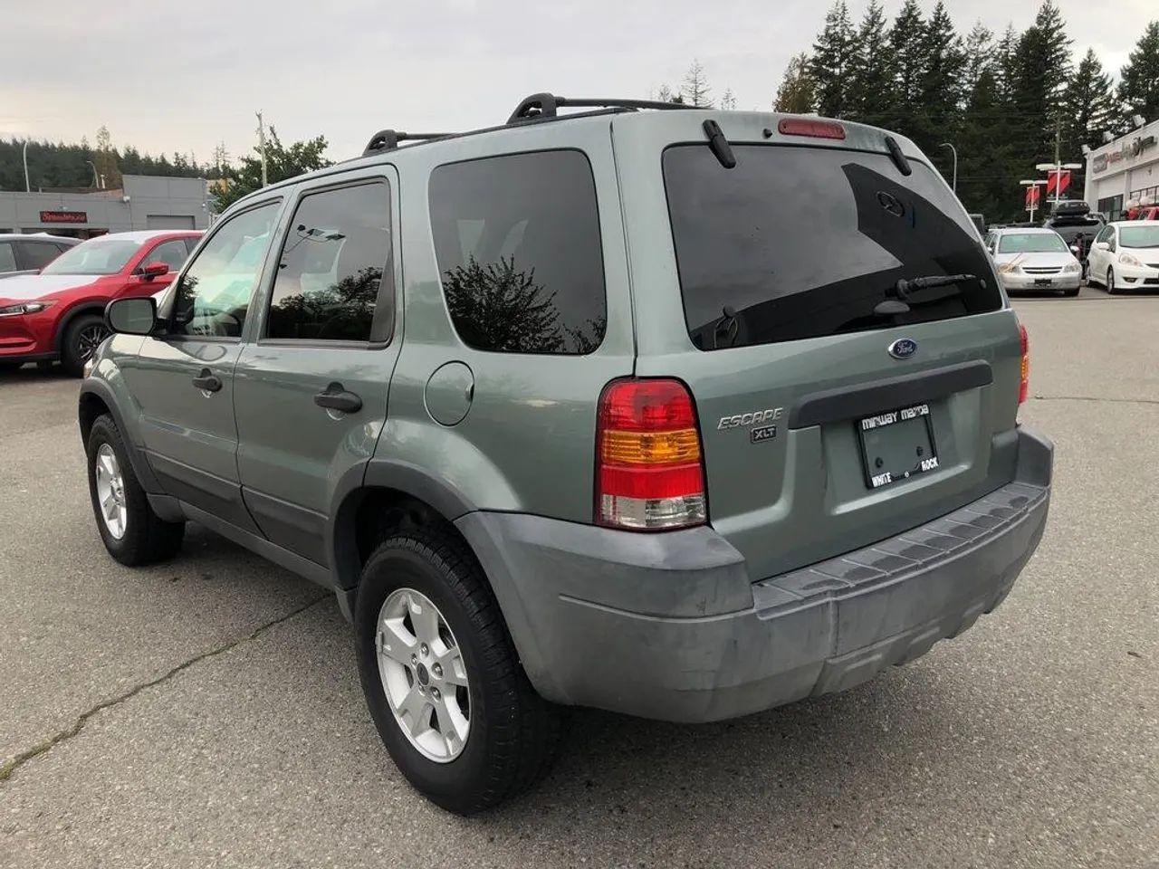 2005 Ford Escape XLT-2