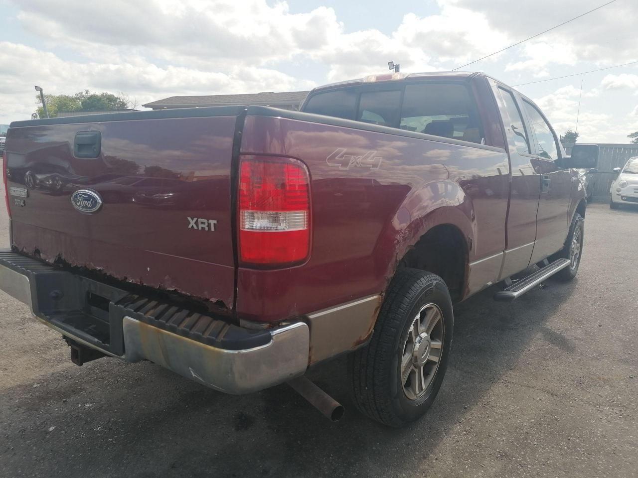 2005 Ford F-150 V8 FX4-4