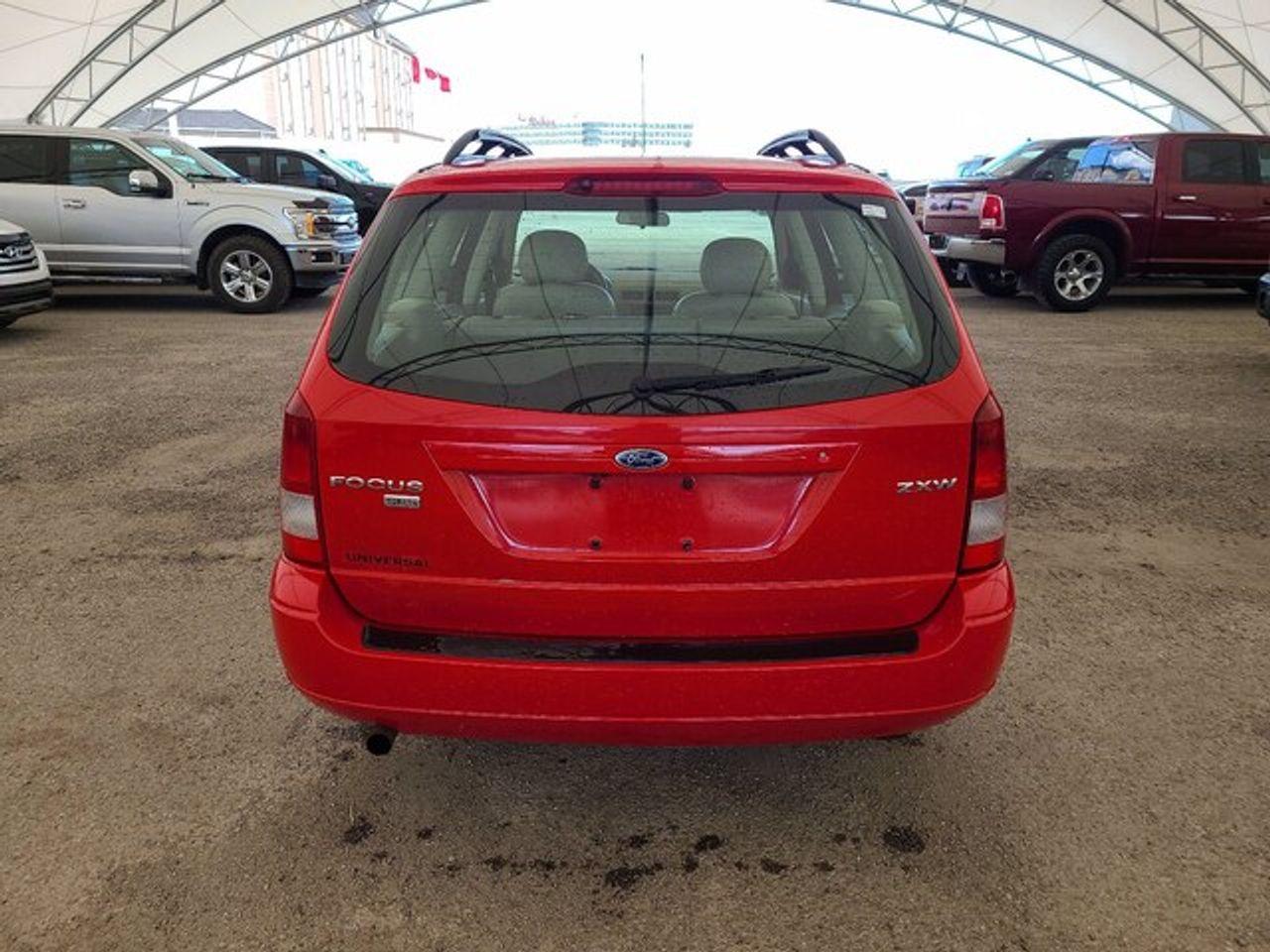 2005 Ford Focus -2