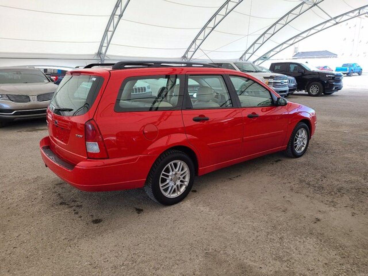 2005 Ford Focus -3