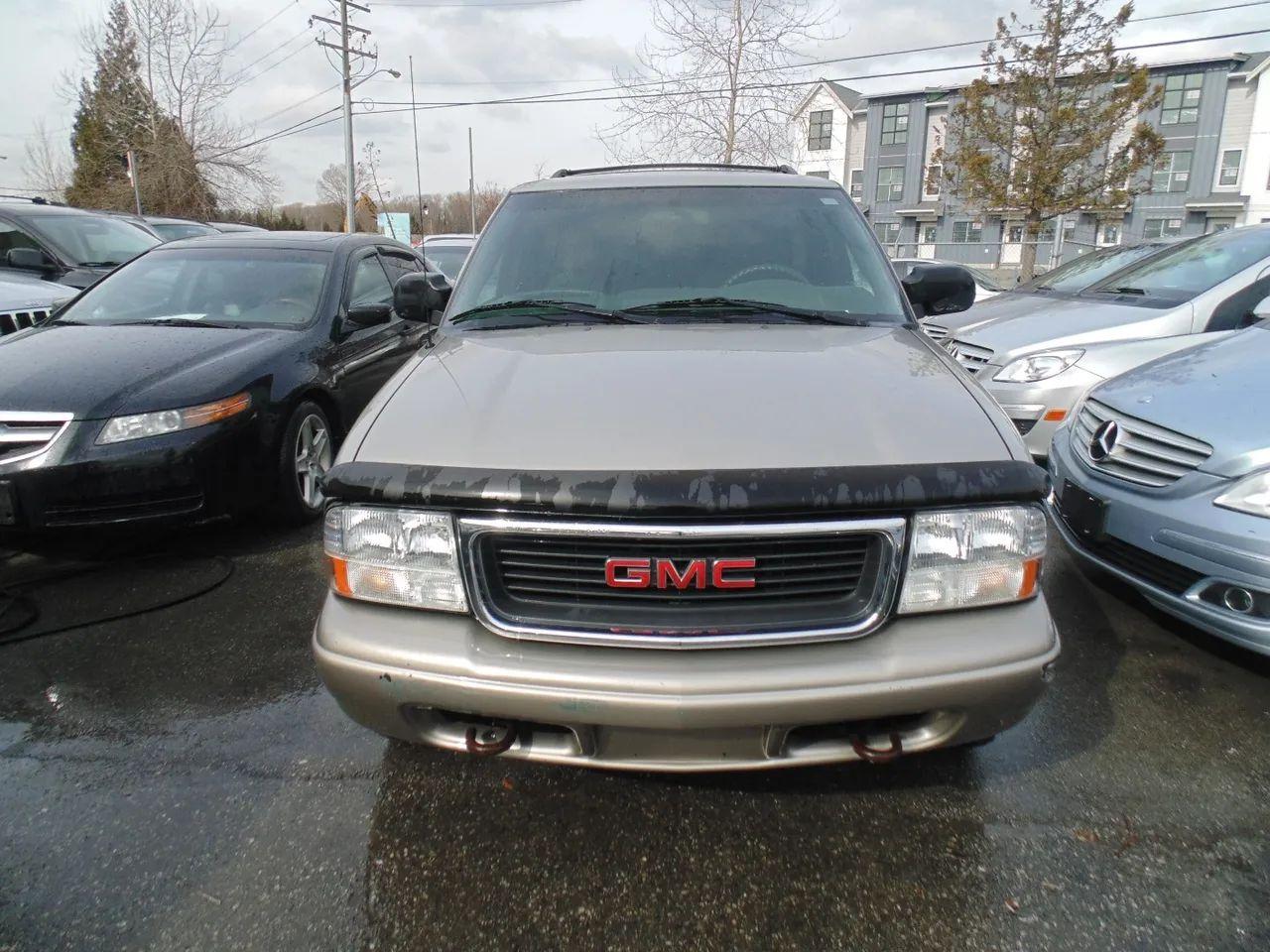 2005 GMC Jimmy SLS-4
