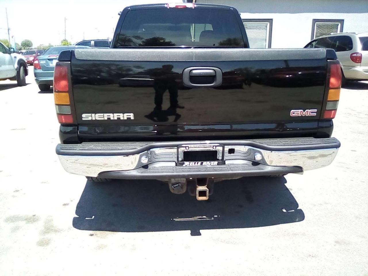 2005 GMC Sierra 1500 SLE-2