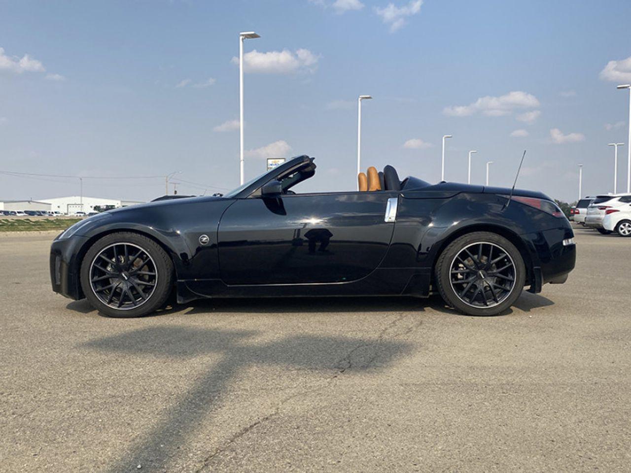 2005 Nissan 350z Touring-2