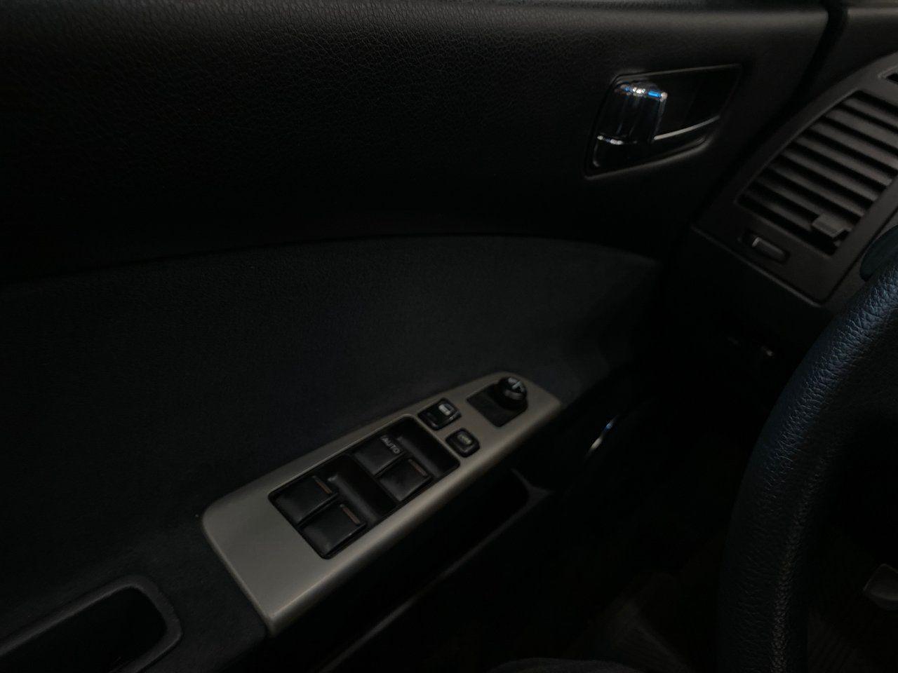 2005 Nissan Altima 3.5 SE-3