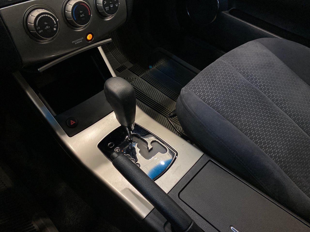 2005 Nissan Altima 3.5 SE-4
