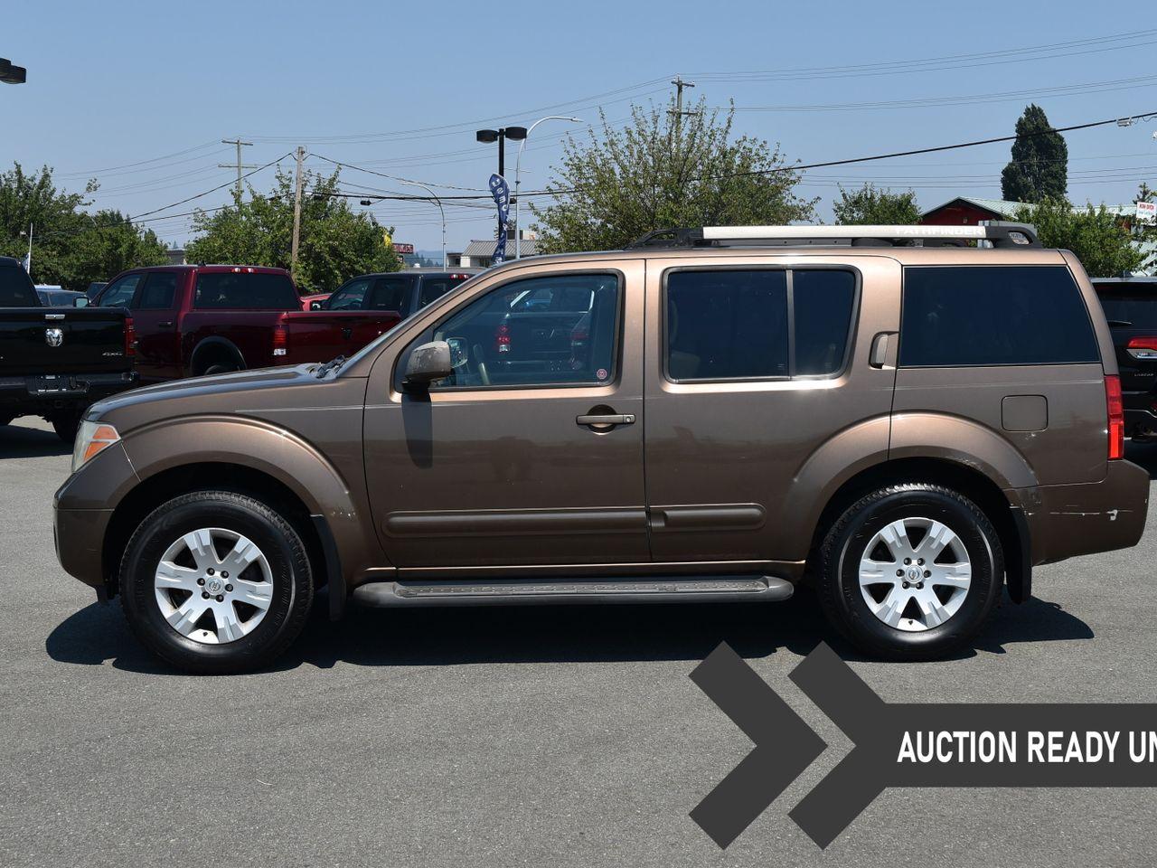 2005 Nissan Pathfinder LE-1