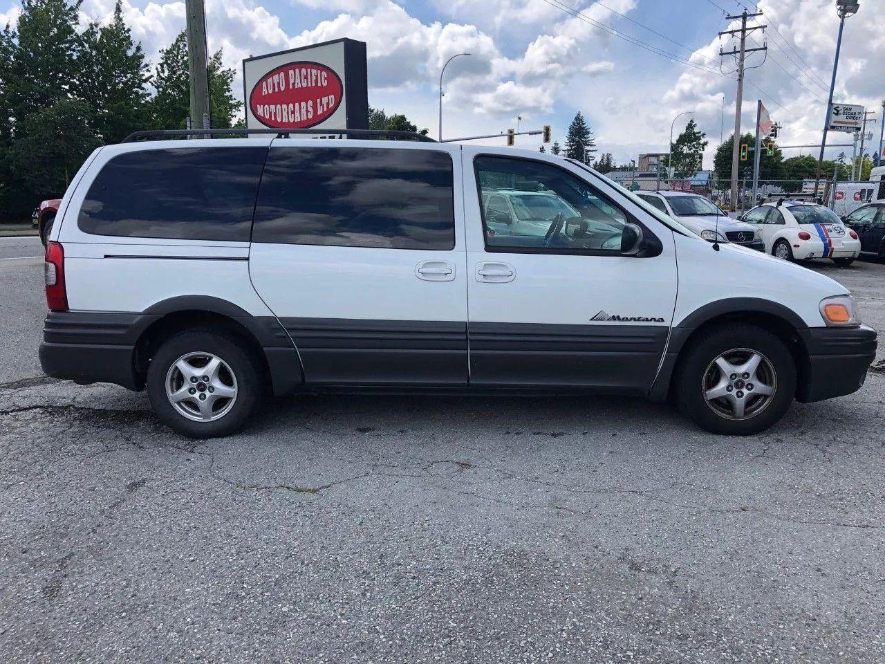 2005 Pontiac Montana Base-1
