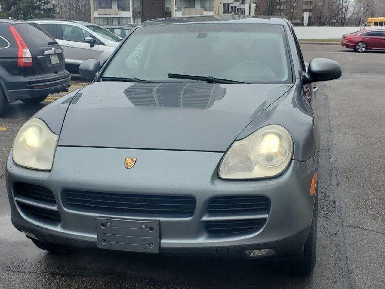 2005 Porsche Cayenne Base-3
