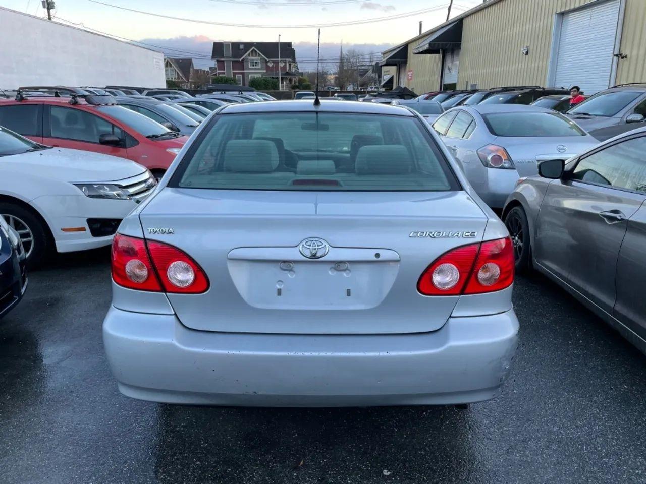 2005 Toyota Corolla CE-3