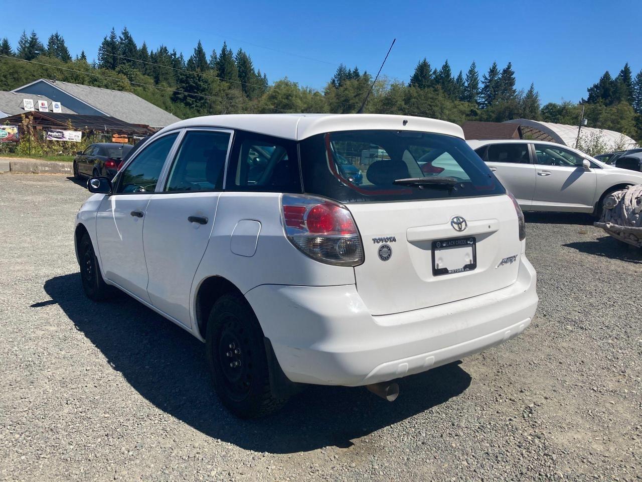 2005 Toyota Matrix 2WD-2