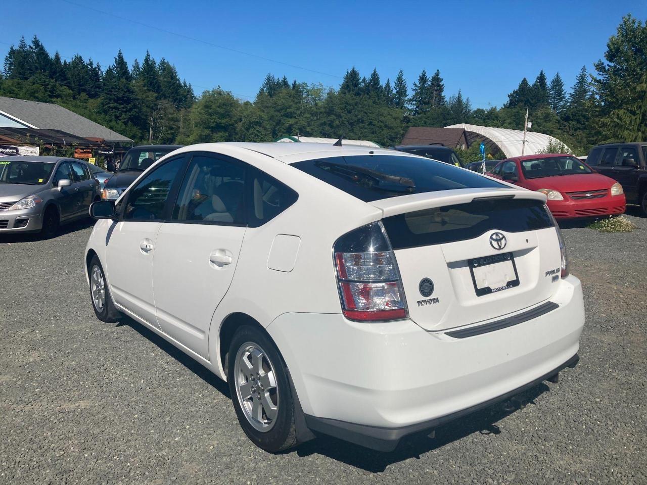 2005 Toyota Prius Base-2