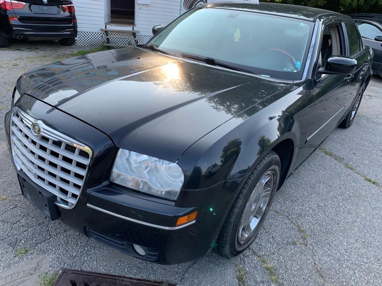 2006 Chrysler 300 Touring-1