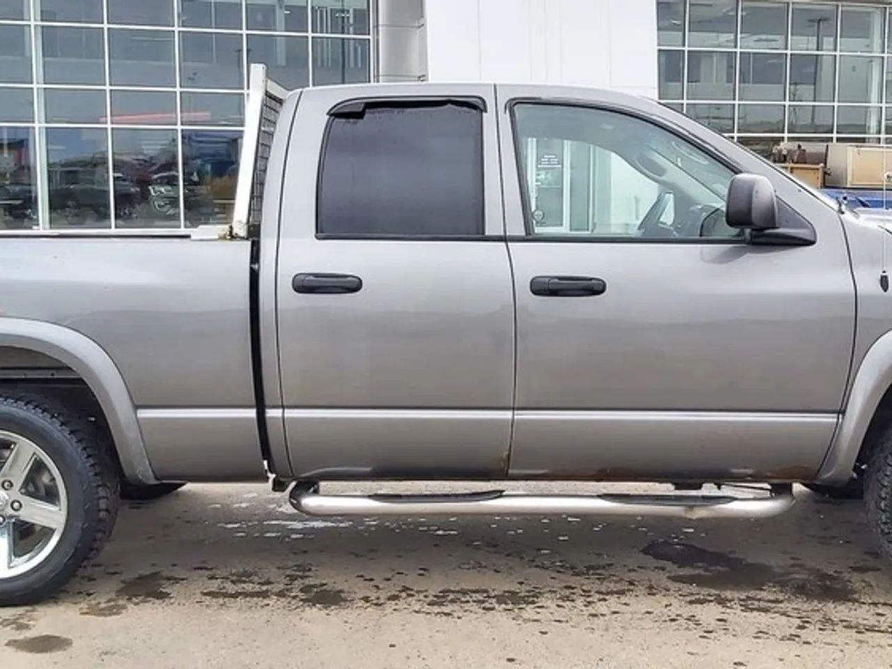 2006 Dodge Ram 1500 ST-4