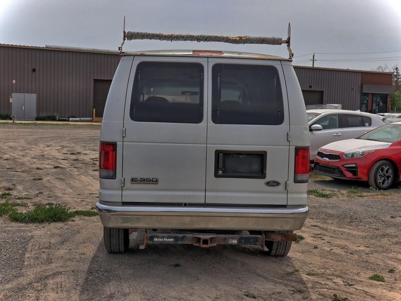 2006 Ford Econoline XLT-4