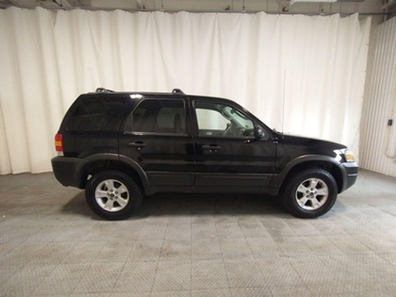 2006 Ford Escape XLT-4