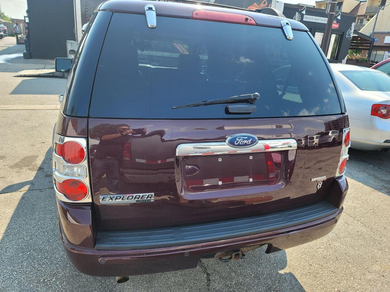 2006 Ford Explorer Limited-3