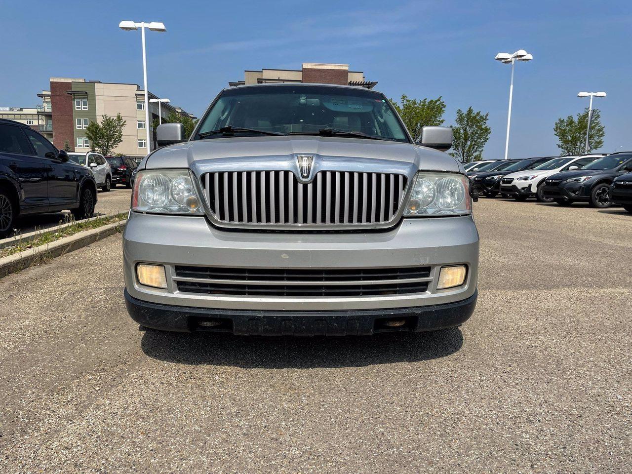 2006 Lincoln Navigator Luxury-1