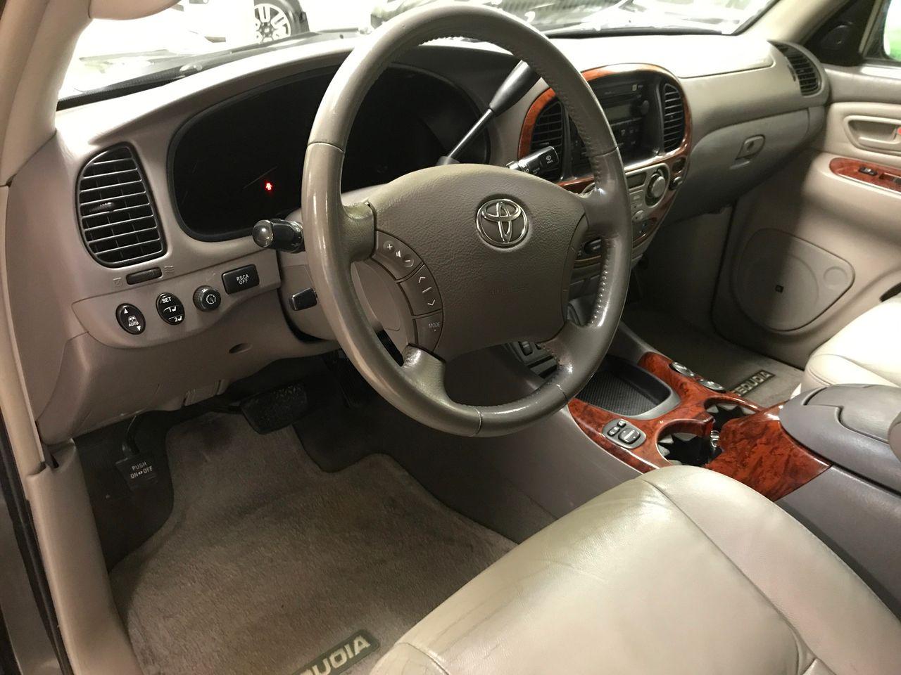 2006 Toyota Sequoia Limited-3