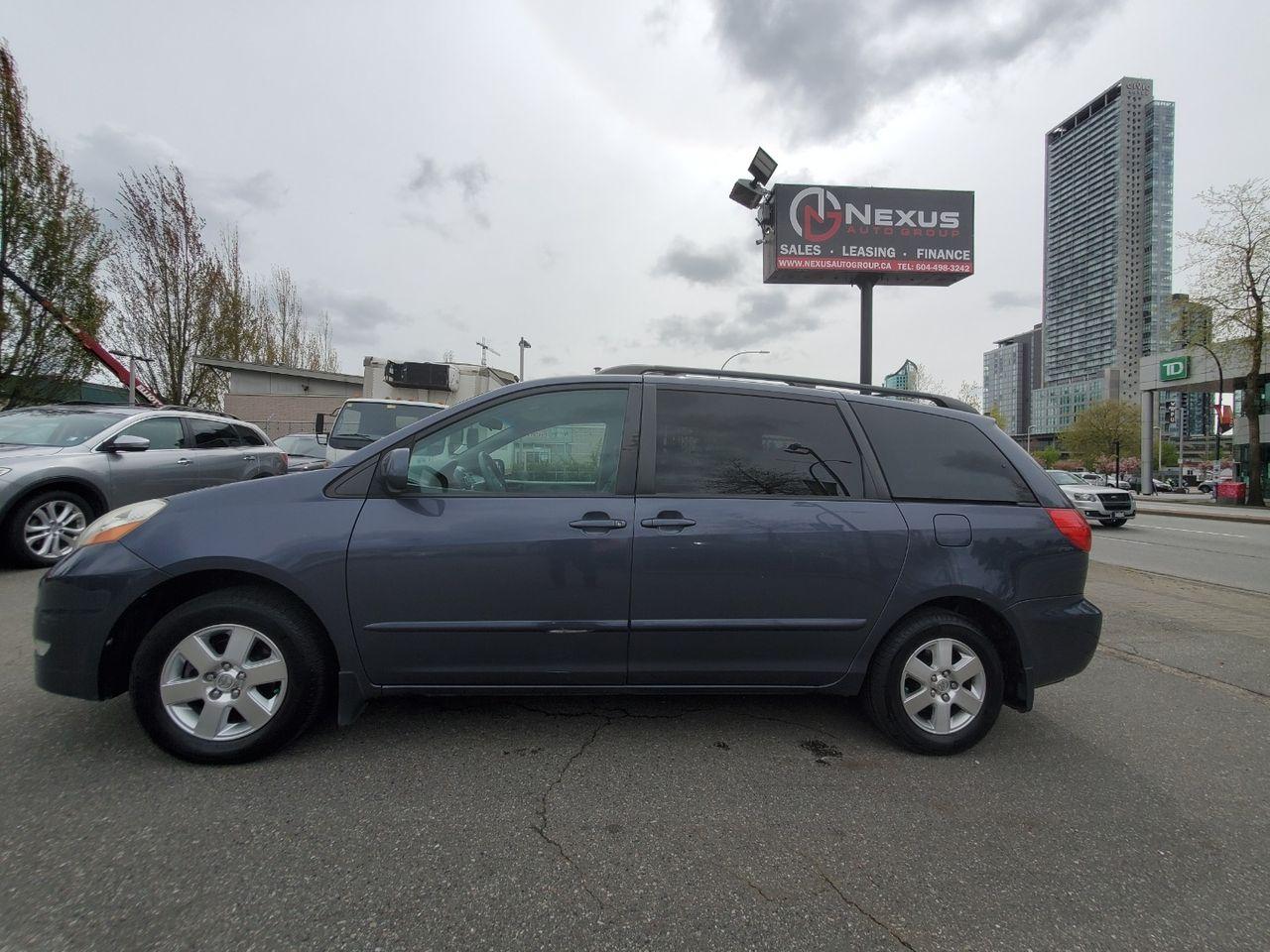 2006 Toyota Sienna CE-2