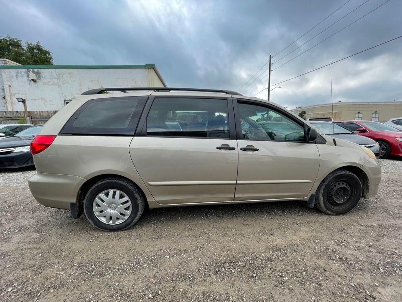 2006 Toyota Sienna CE-4