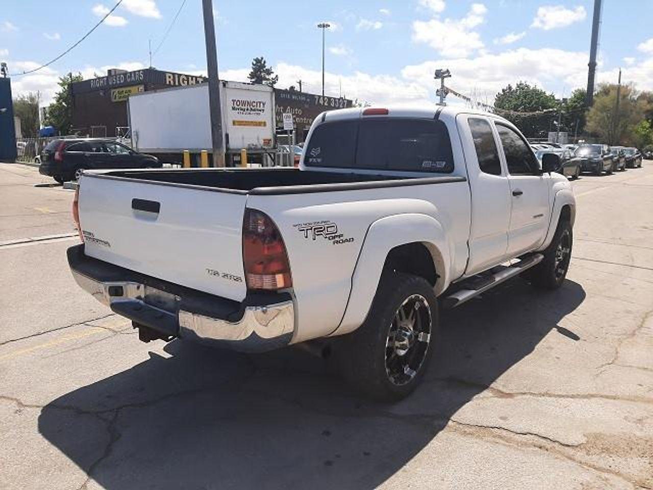 2006 Toyota Tacoma V6-4