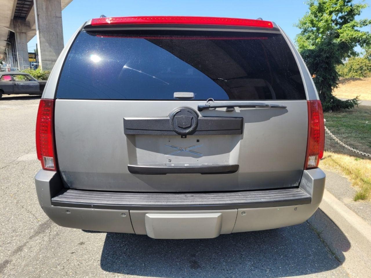 2007 Cadillac Escalade Base-3