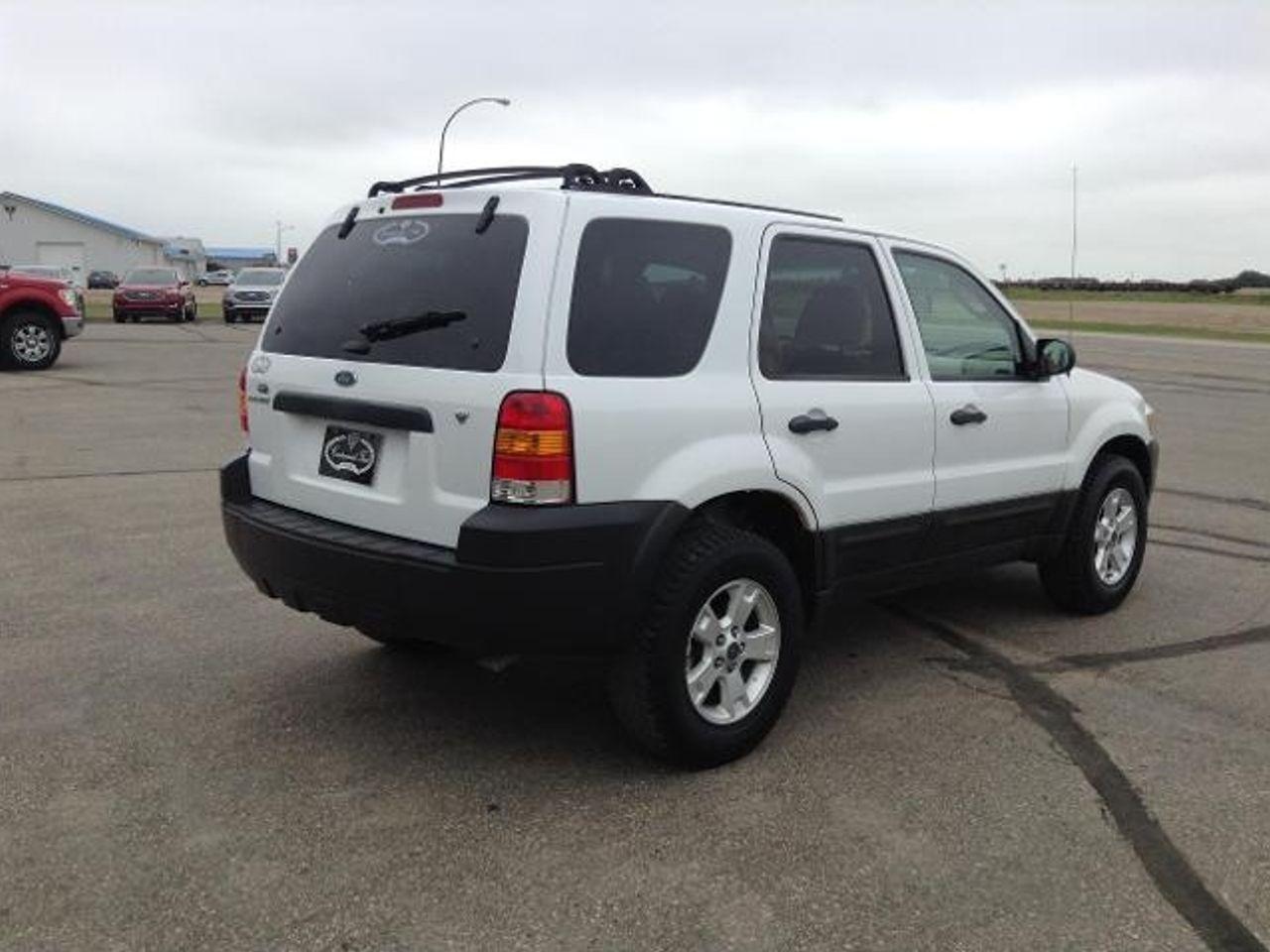 2007 Ford Escape XLT-4