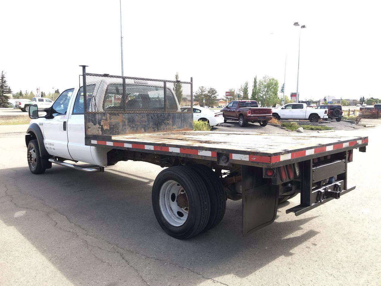 2007 Ford F-550 XL-4