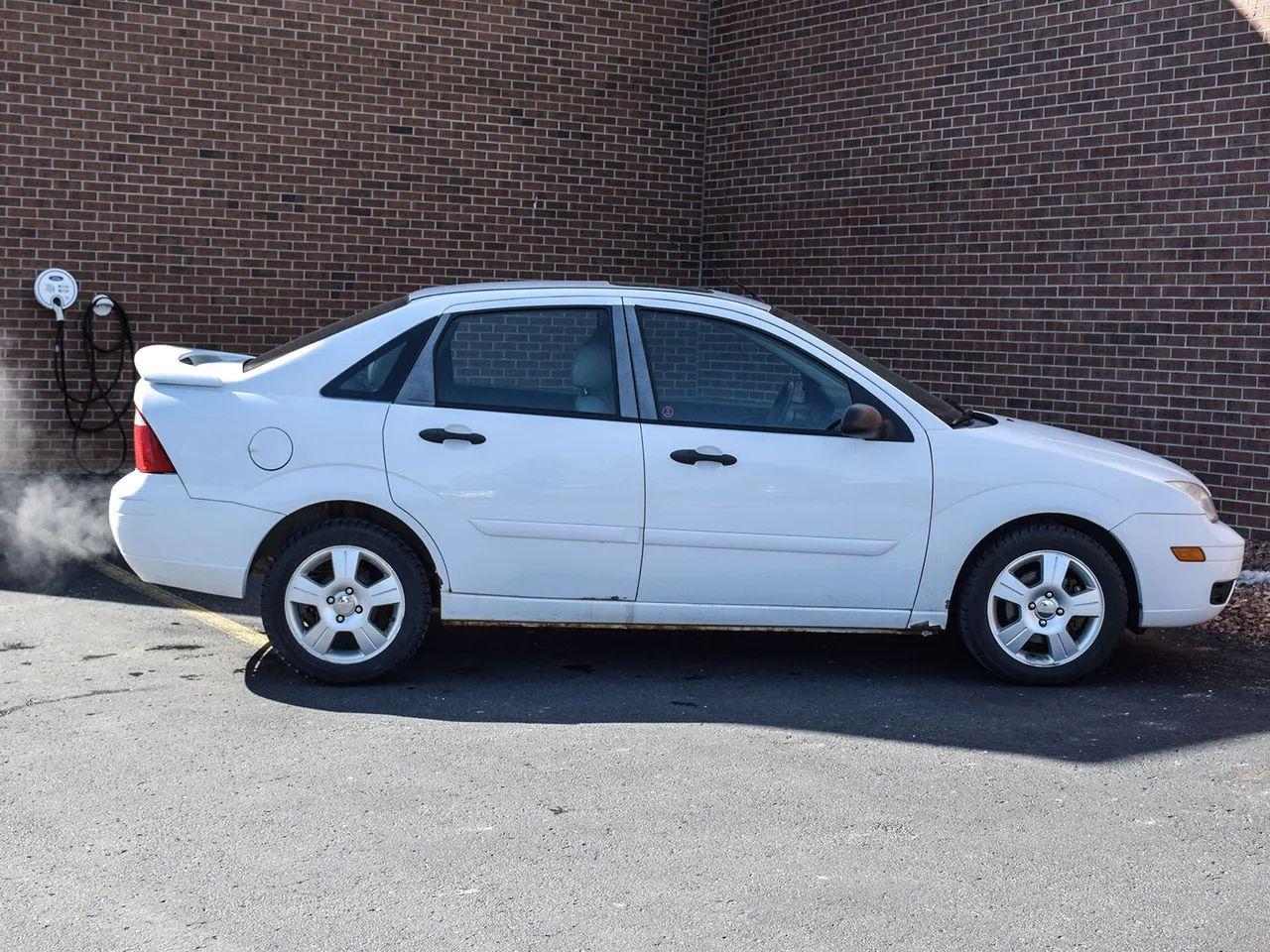2007 Ford Focus SES-2