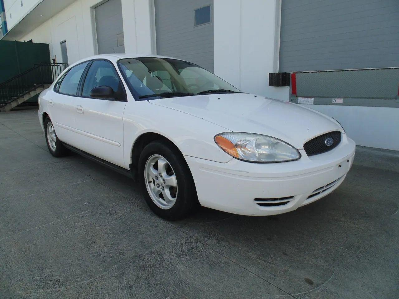 2007 Ford Taurus SE-1