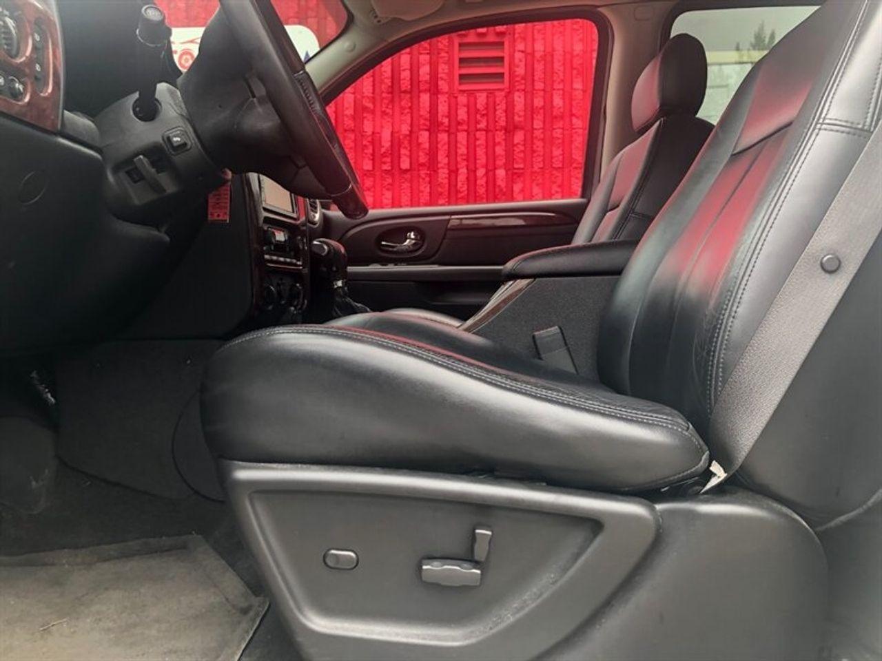 2007 GMC Envoy Denali-4
