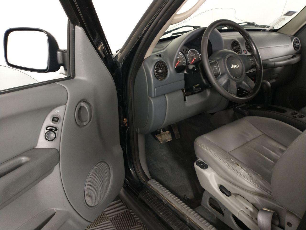 2007 Jeep Liberty -3
