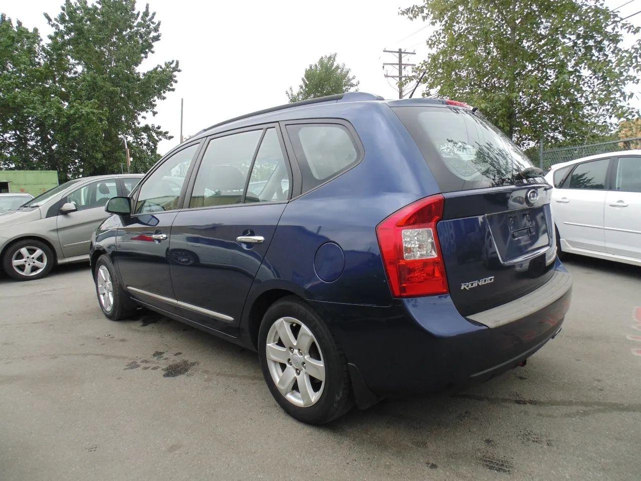 2007 Kia Rondo EX-2