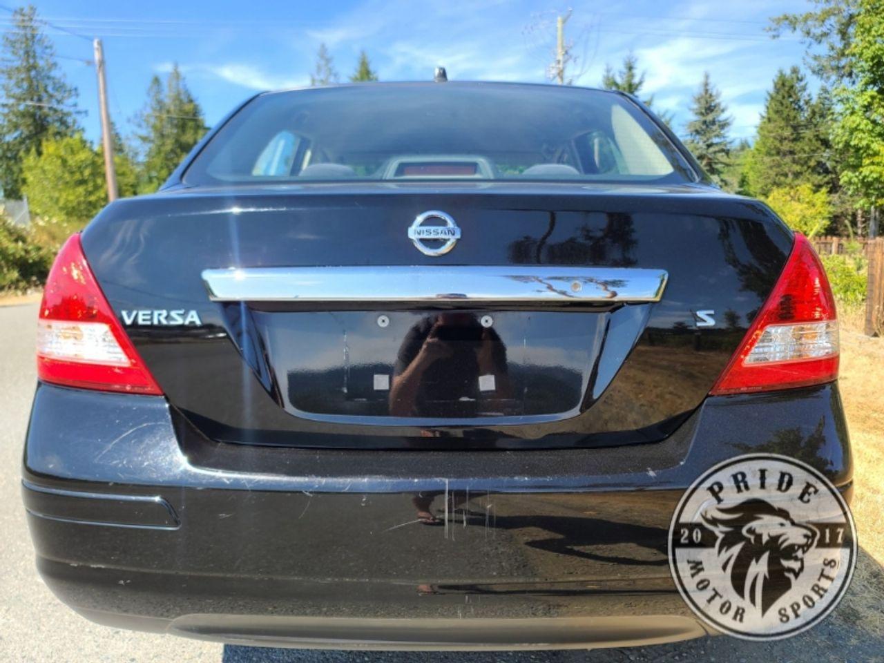 2007 Nissan Versa 1.8 S-3