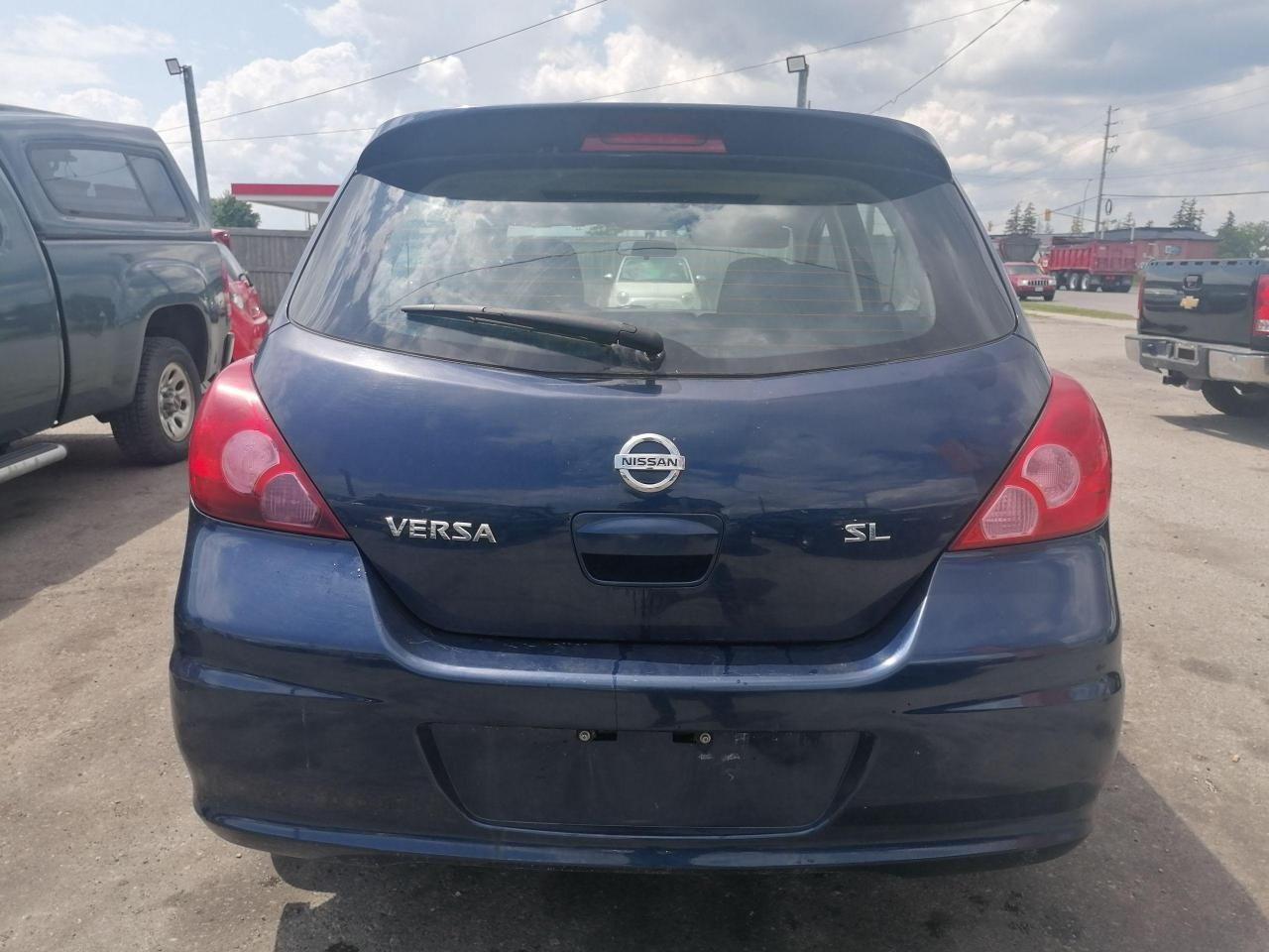 2007 Nissan Versa 1.8 S-3